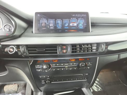 Used 2017 BMW X5 xDrive50i AWD/4WD image 25