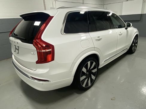 Certified 2023 Volvo XC90 T8 Ultimate w/ Lounge Package image 3