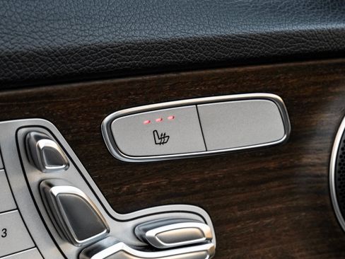 Used 2021 Mercedes-Benz C 300 Sedan image 49