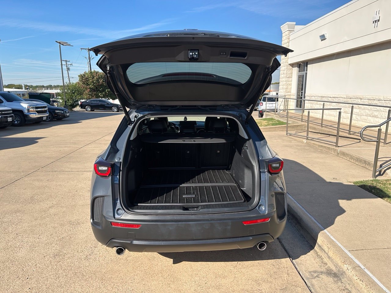 Used 2024 MAZDA CX-50 AWD 2.5 S w/ Weather Package image 13