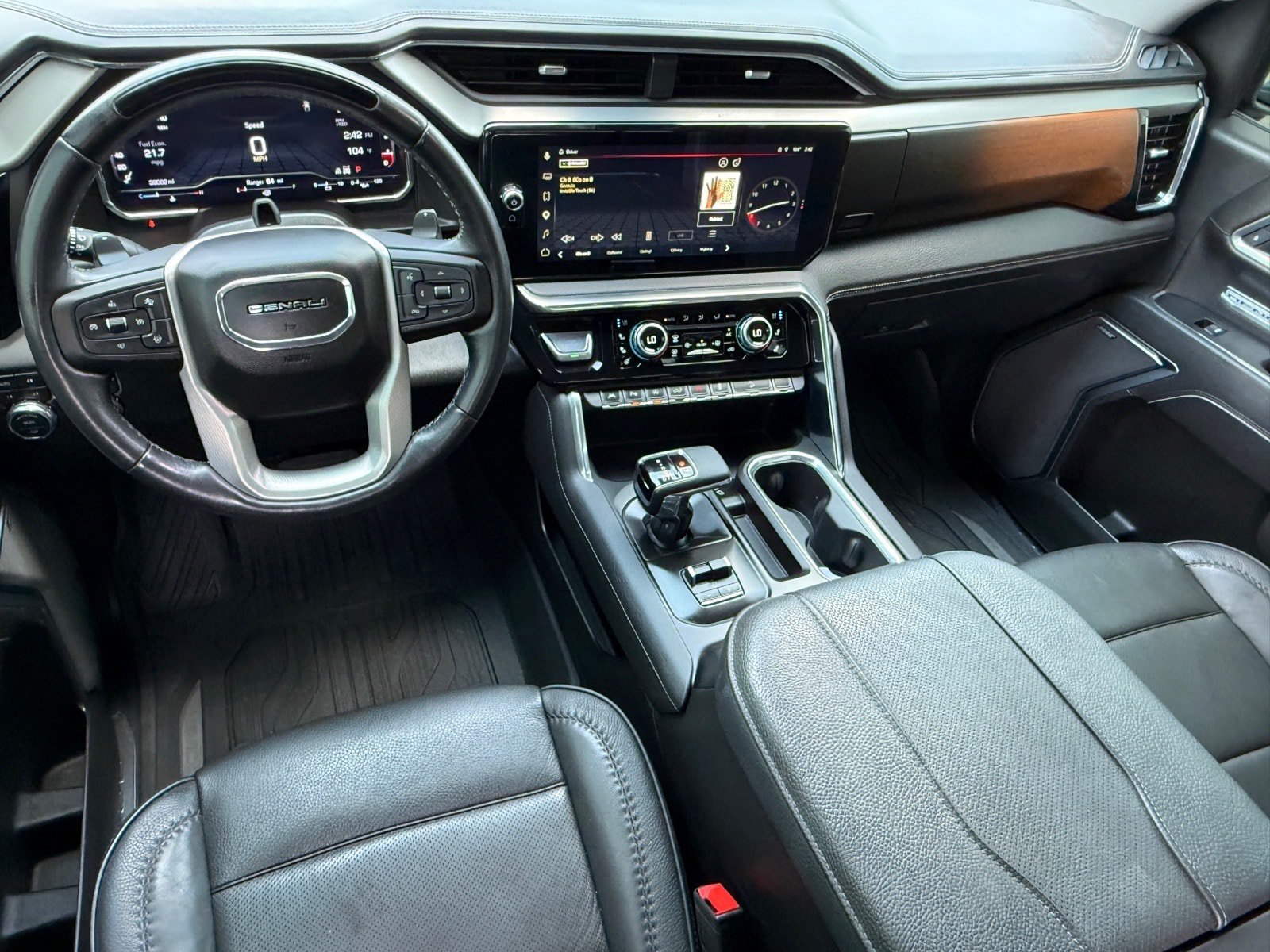 Used 2025 GMC Sierra 1500 Denali AWD/4WD image 12
