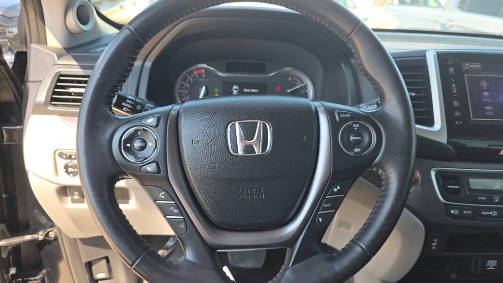 Used 2017 Honda Pilot EX-L image 14
