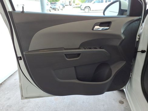 Used 2013 Chevrolet Sonic LT w/ Wheels and Fog Lamp Package FWD image 4