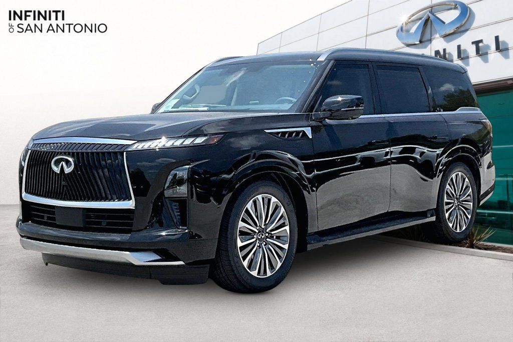 New 2027 INFINITI QX80 Luxe RWD image 3