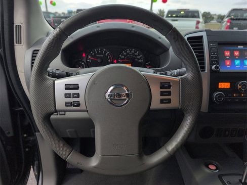 Used 2020 Nissan Frontier SV image 26