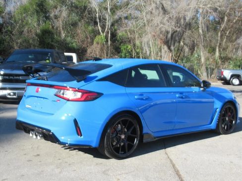 Used 2025 Honda Civic Type R image 5