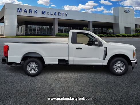 New 2026 Ford F250 XL w/ XL Chrome Package RWD image 2