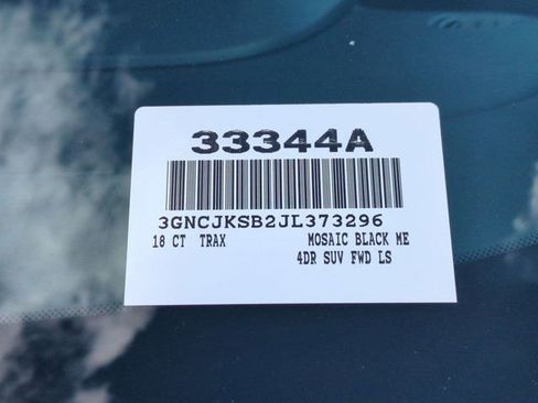 Used 2018 Chevrolet Trax LS FWD image 16