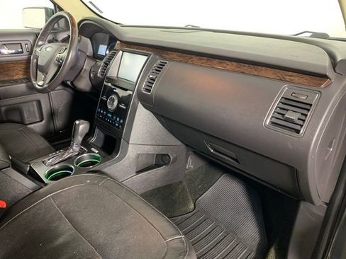 Used 2015 Ford Flex Limited w/ Class III Trailer Tow Package image 18