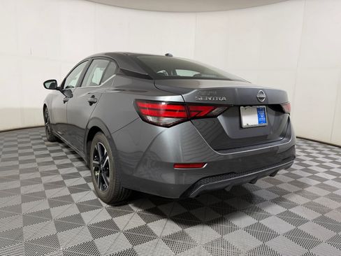 Used 2025 Nissan Sentra SV FWD image 2