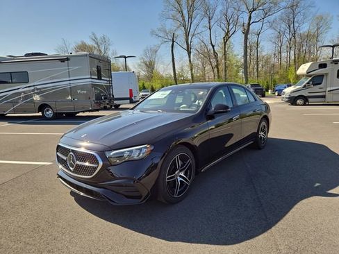 New 2026 Mercedes-Benz E 350 4MATIC Sedan image 7