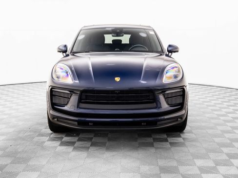 Certified 2022 Porsche Macan S image 9