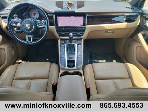 Used 2021 Porsche Macan S AWD/4WD image 19
