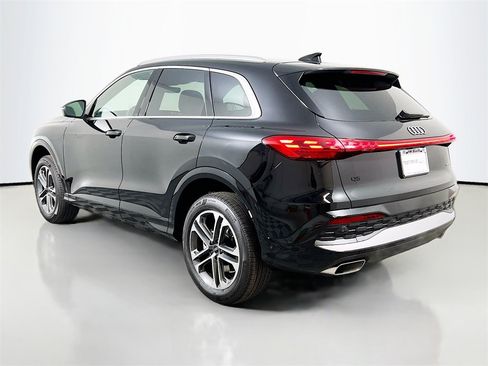 New 2025 Audi Q5 Premium Plus image 5