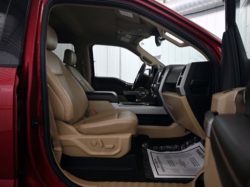 Used 2019 Ford F150 Lariat w/ Equipment Group 502A Luxury image 29