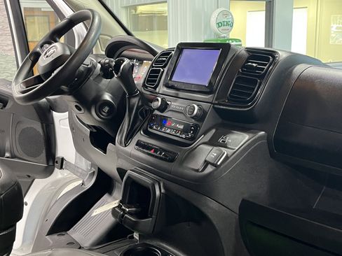 Used 2023 RAM ProMaster 2500 FWD image 10