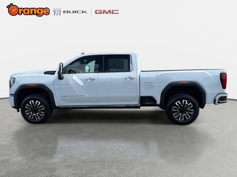 New 2026 GMC Sierra 2500 Denali Ultimate AWD/4WD image 6