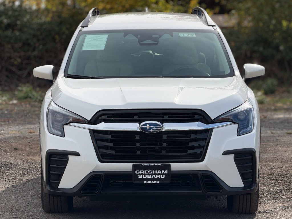 Used 2025 Subaru Ascent Premium w/ Premium Package AWD/4WD image 2