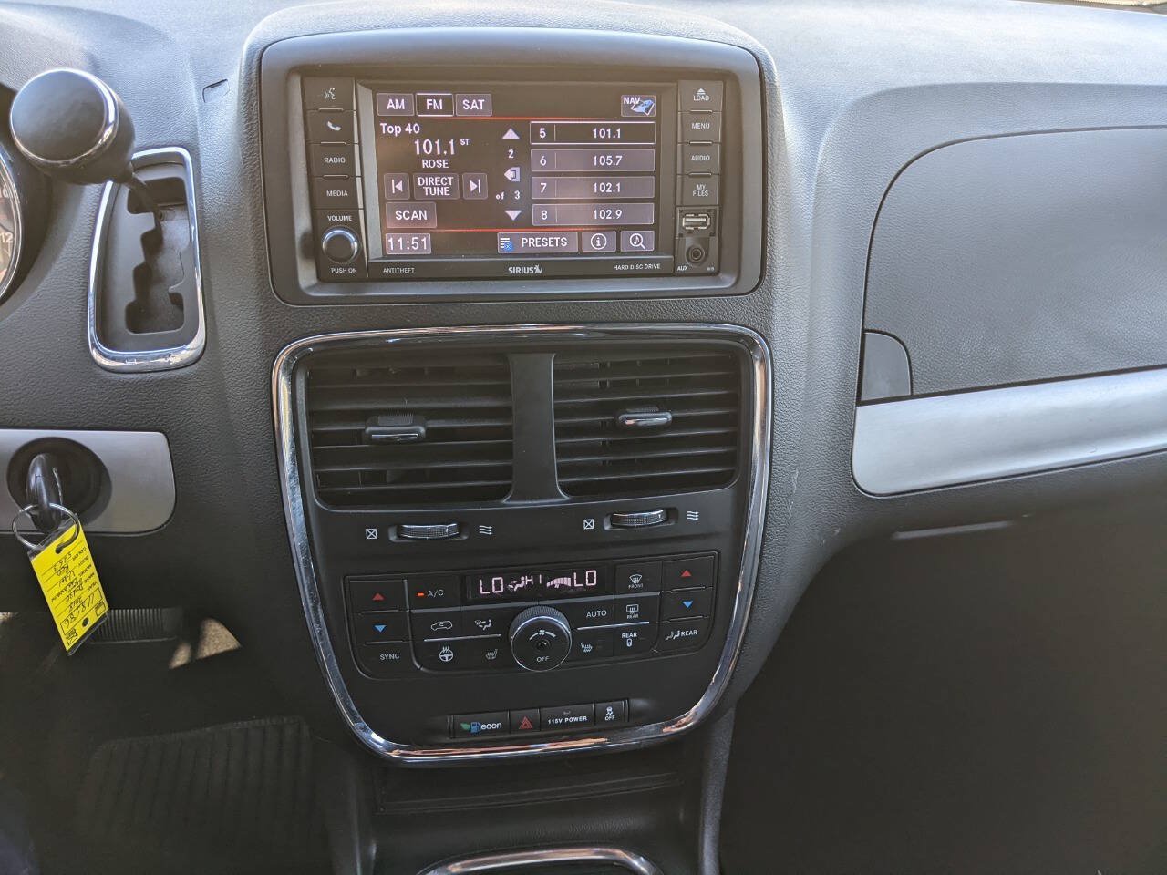 Used 2018 Dodge Grand Caravan GT FWD image 17