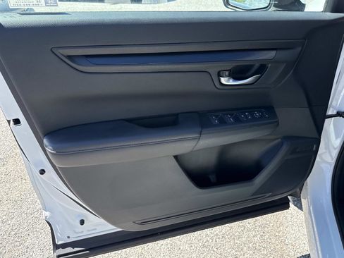 Certified 2024 Honda CR-V EX image 17