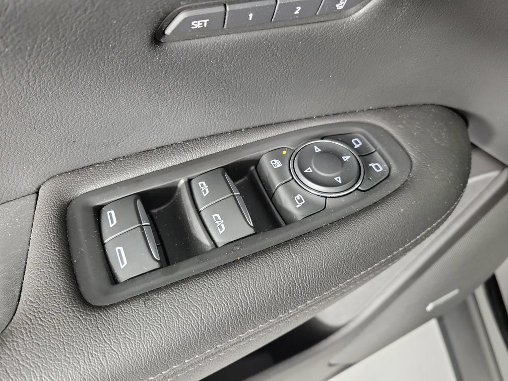 Certified 2024 Cadillac XT5 Premium Luxury FWD image 19