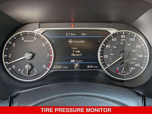 Used 2023 Nissan Sentra SV FWD image 21