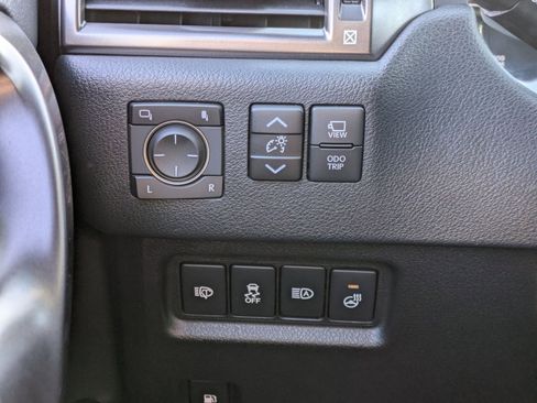 Used 2023 Lexus GX 460 w/ Black Line Special Edition image 16