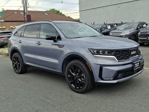 Certified 2022 Kia Sorento SX AWD/4WD image 1