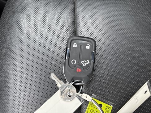 Used 2022 Chevrolet Silverado 3500 LTZ w/ LTZ Convenience Package image 24