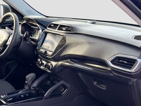 Used 2023 Chevrolet TrailBlazer LT w/ Convenience Package image 28