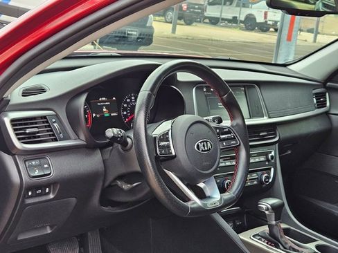 Used 2019 Kia Optima SX image 10