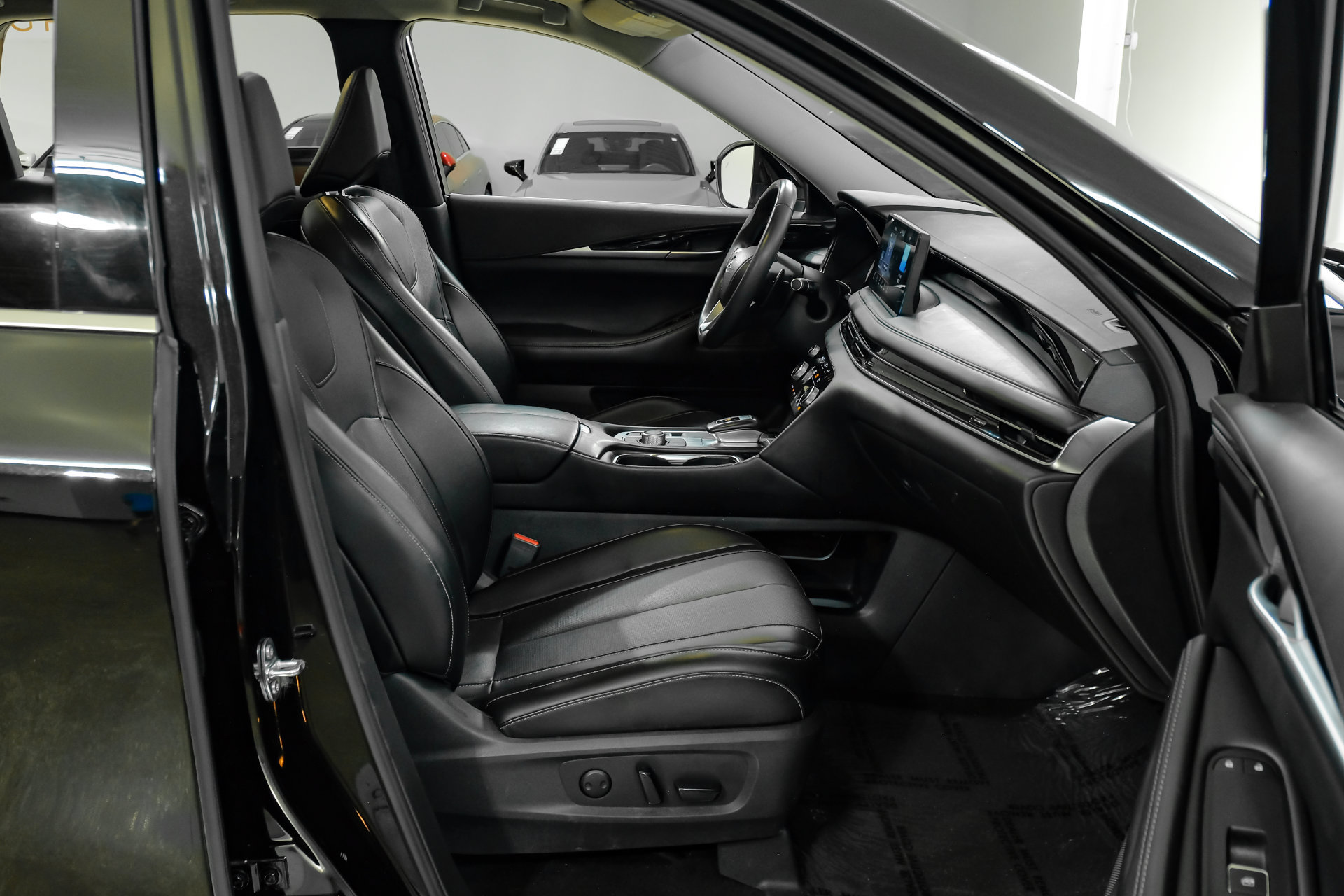 Used 2024 INFINITI QX60 Pure FWD image 35