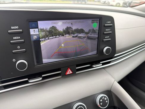 New 2026 Hyundai Elantra SE FWD image 24