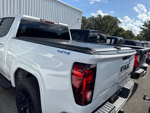 Used 2025 GMC Sierra 1500 Elevation w/ LPO, Elevation Black Package AWD/4WD image 7