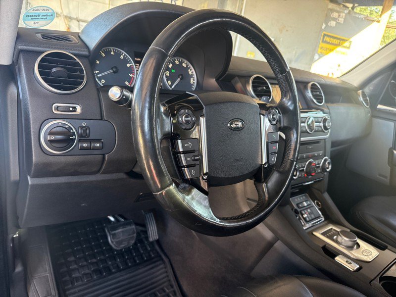 Used 2014 Land Rover LR4 HSE AWD/4WD image 49