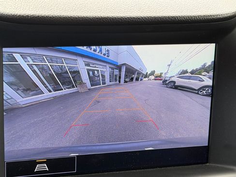 Used 2023 GMC Terrain AT4 AWD/4WD image 36