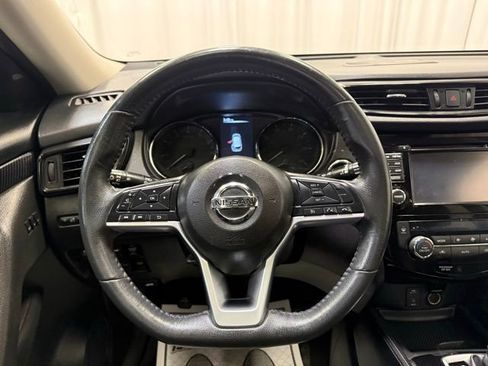 Used 2017 Nissan Rogue SL w/ SL Premium Package image 14