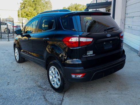 Used 2021 Ford EcoSport SE image 5