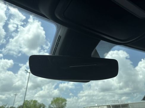 New 2026 RAM 1500 4x4 Crew Cab image 22