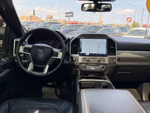 Used 2022 Ford F450 Platinum w/ FX4 Off-Road Package AWD/4WD image 43