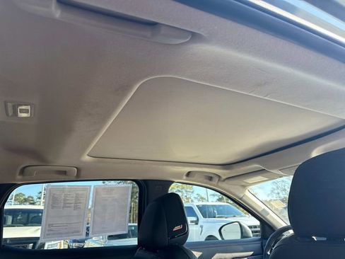 Used 2025 Nissan Kicks SR w/ SR Premium Package image 15