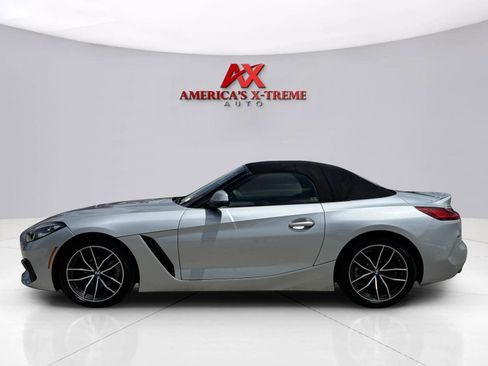 Used 2021 BMW Z4 sDrive30i RWD image 2