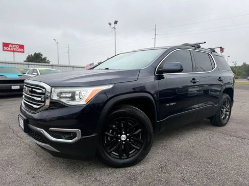 Used 2017 GMC Acadia SLT AWD/4WD image 12