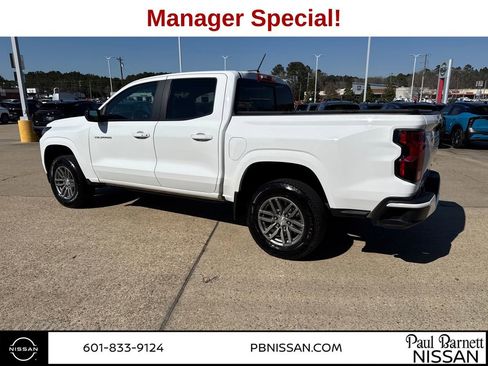 Used 2024 Chevrolet Colorado LT w/ LT Convenience Package RWD image 3