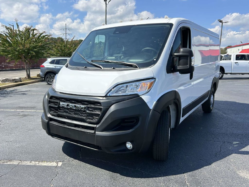 Used 2025 RAM ProMaster 2500 w/ Convenience Group FWD image 7