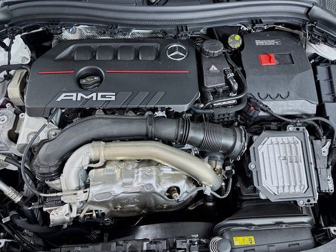 New 2025 Mercedes-Benz GLA 35 AMG 4MATIC image 28
