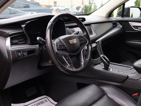 Certified 2018 Cadillac XT5 Luxury w/ Driver Awareness Package AWD/4WD image 19