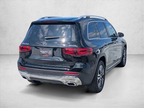 Certified 2026 Mercedes-Benz GLB 250 4MATIC image 5