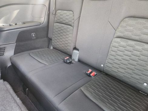 Used 2025 Nissan Pathfinder SV FWD image 27