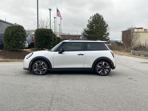 Used 2025 MINI Cooper S image 12